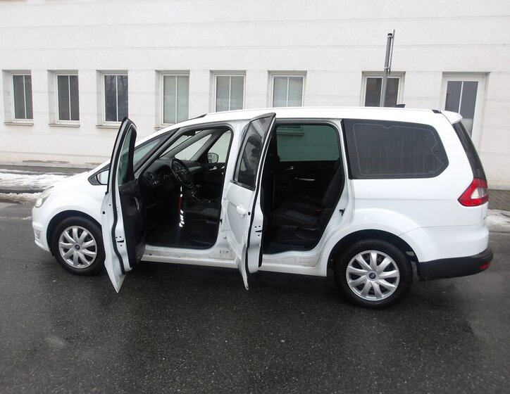 Ford Galaxy MPV 2,0 l 107 kw