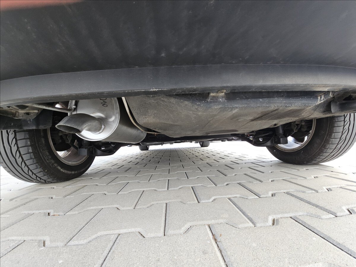 Škoda Rapid Hatchback 1,2 l 77 kw