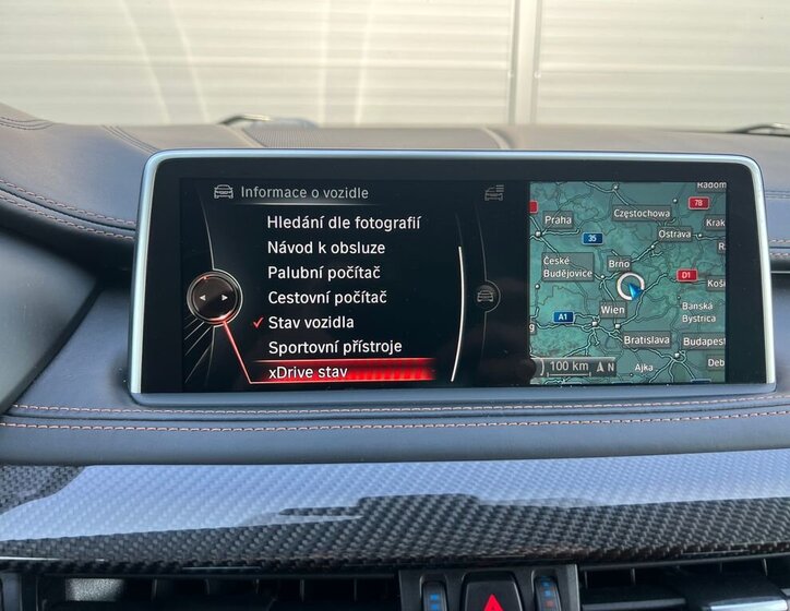 BMW X6 SUV / Terénní 4,4 l 512 kw