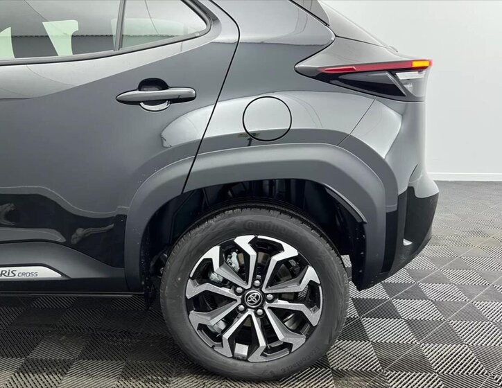 Toyota Yaris Cross SUV 1,5 l 85 kw