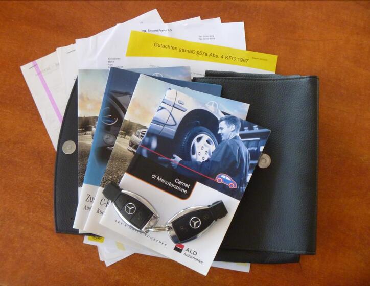 Mercedes-Benz Třídy C Kombi 2,1 l 100 kw