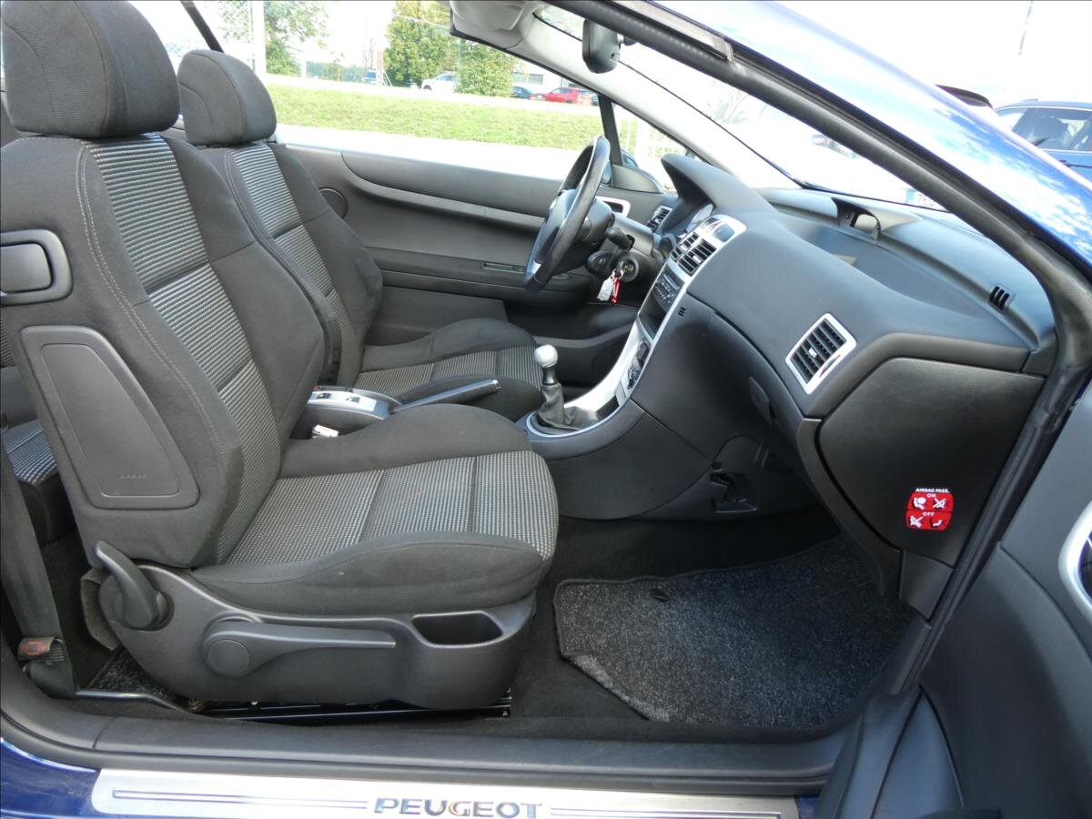 Peugeot 307 Kupé 2,0 l 100 kw