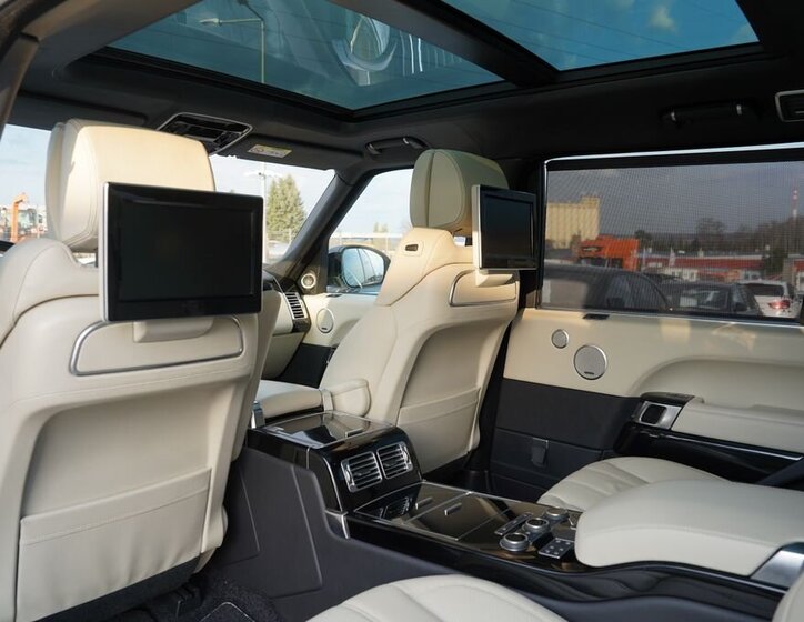 Land Rover Range Rover SUV / Terénní 4,4 l 250 kw