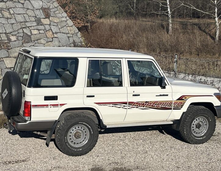 Toyota Land Cruiser Ostatní 4,0 l 170 kw