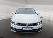 Volkswagen Passat 2