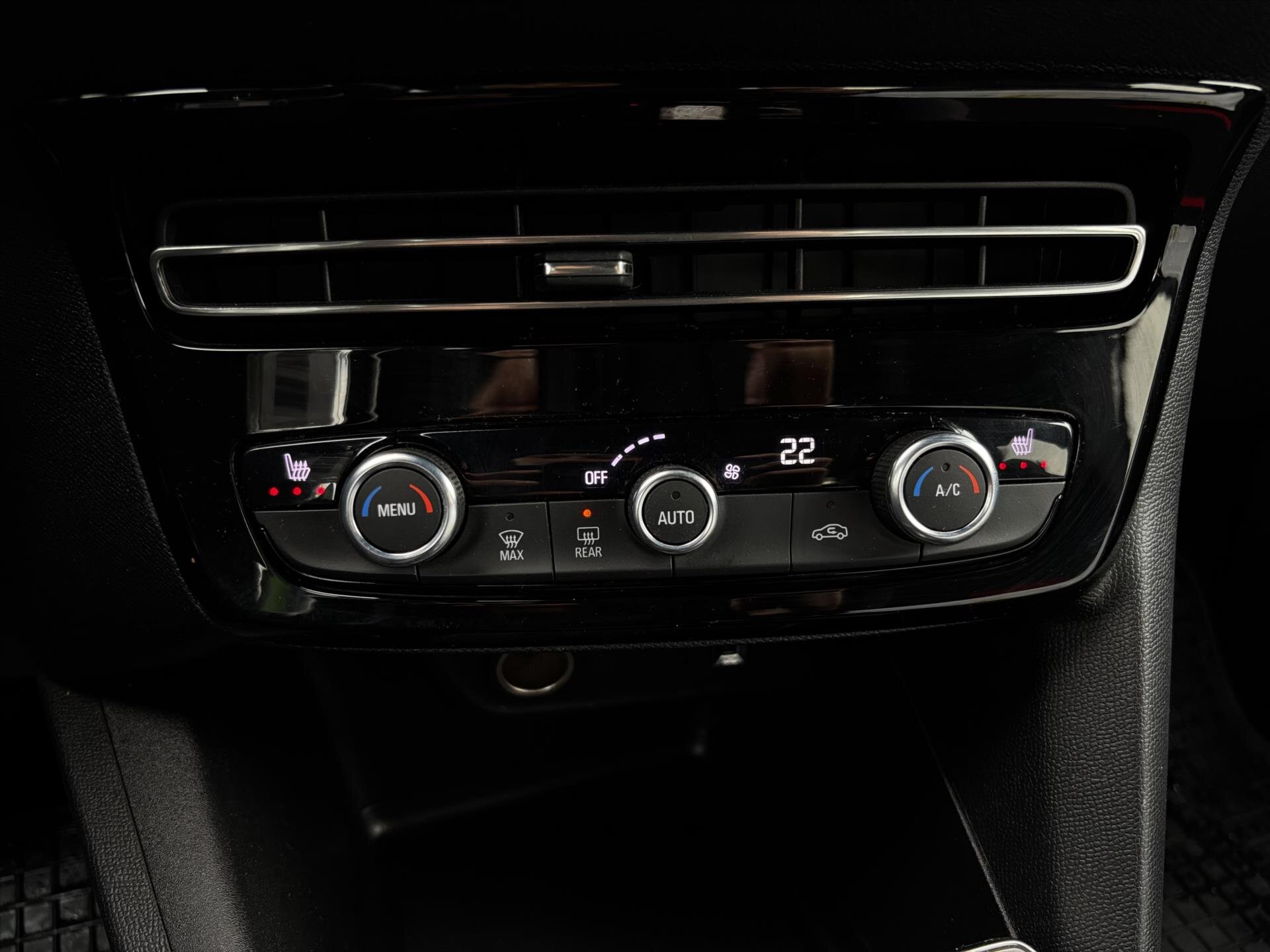 Opel Mokka SUV 1,2 l 96 kw