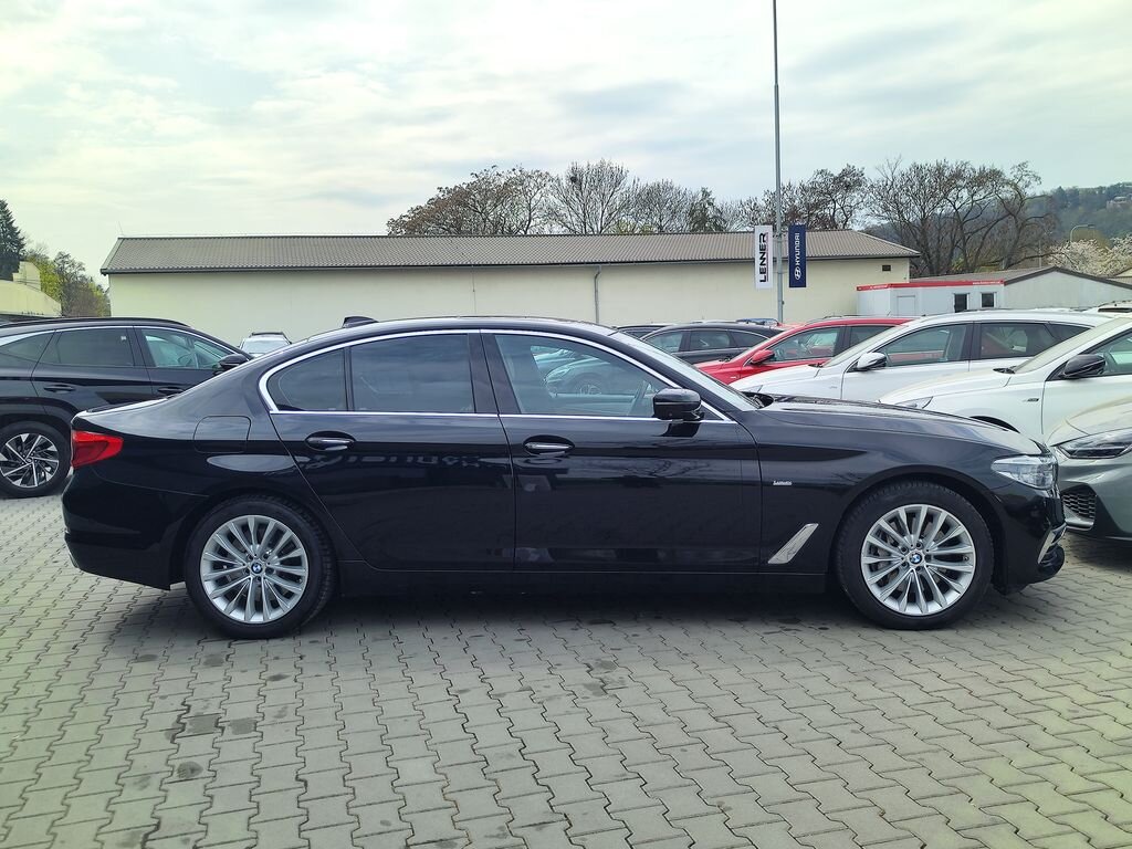 BMW Řada 5 Sedan / Limuzína 3,0 l 235 kw