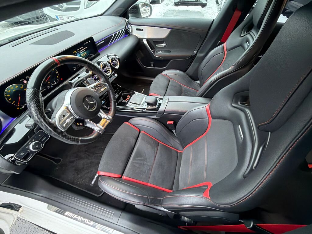 Mercedes-Benz CLA Kombi 2,0 l 310 kw