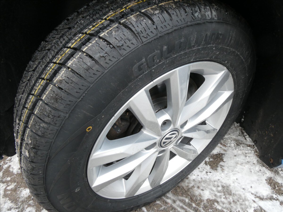 Volkswagen Touran MPV 1,2 l 81 kw