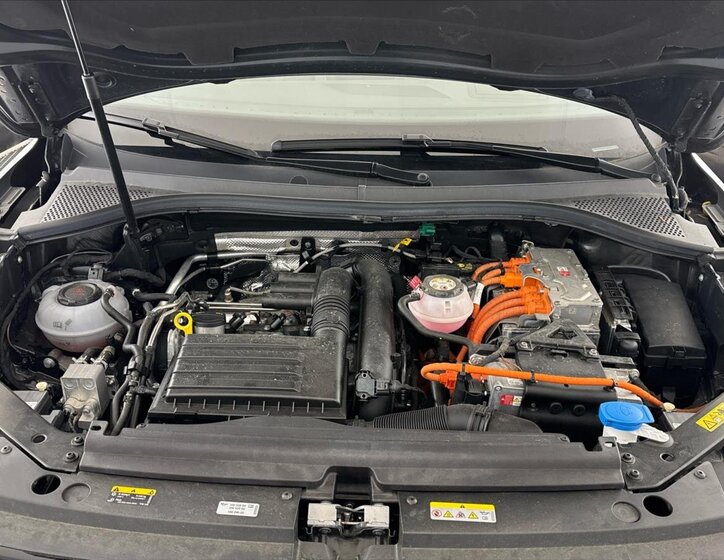 Volkswagen Tiguan SUV / Terénní 1,4 l 110 kw