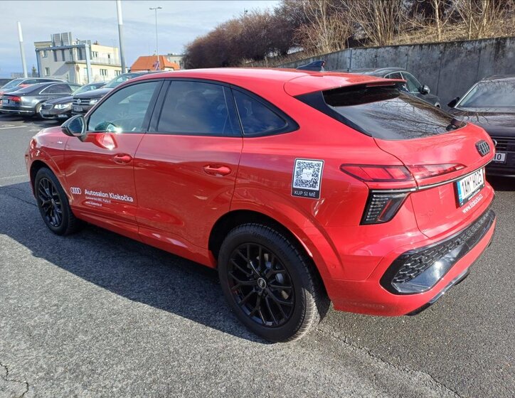 Audi Q3 CUV 2,0 l 110 kw