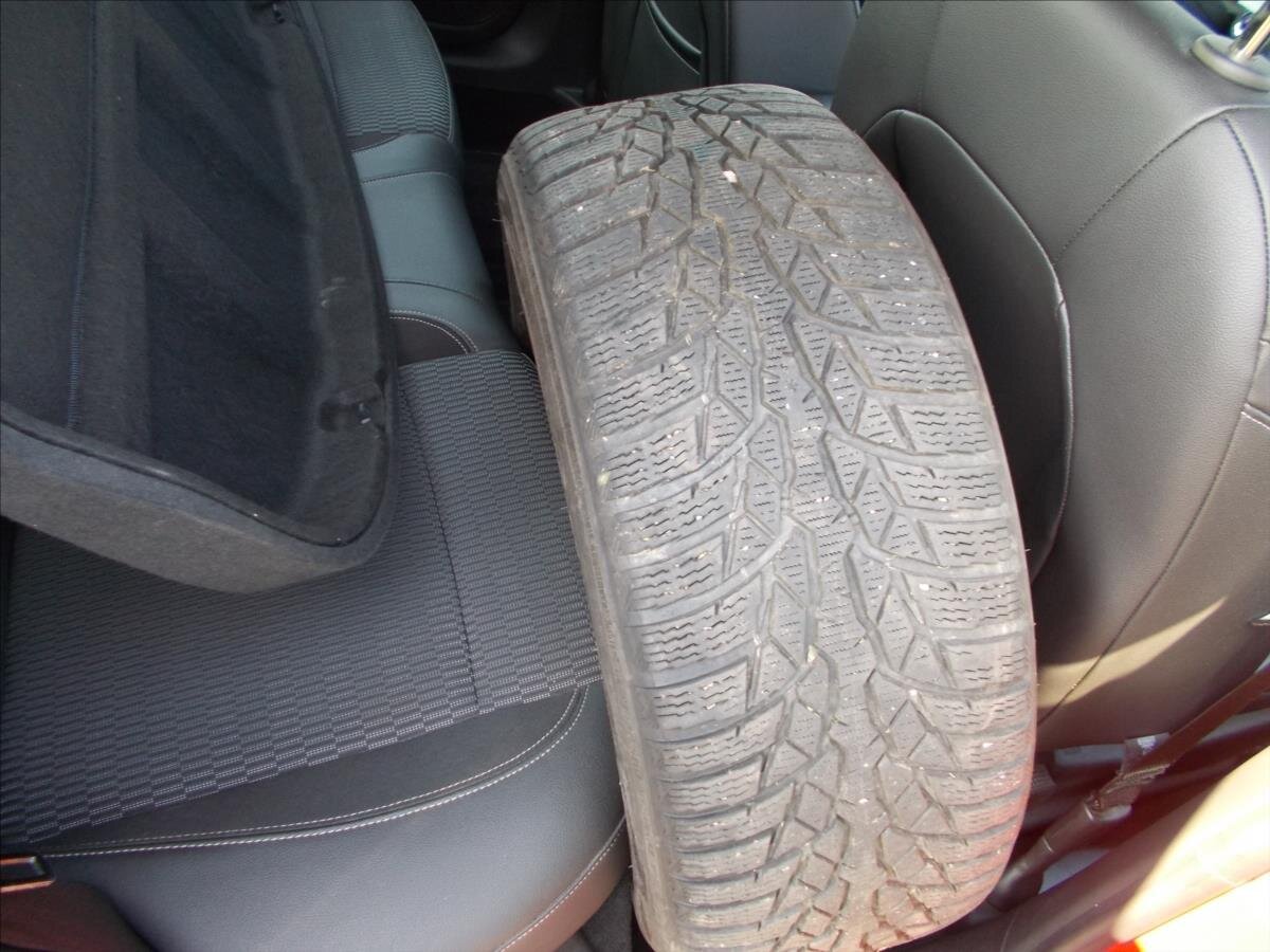 Opel Insignia Hatchback 2,0 l 125 kw