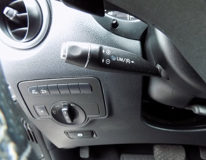 Mercedes-Benz Vito 27