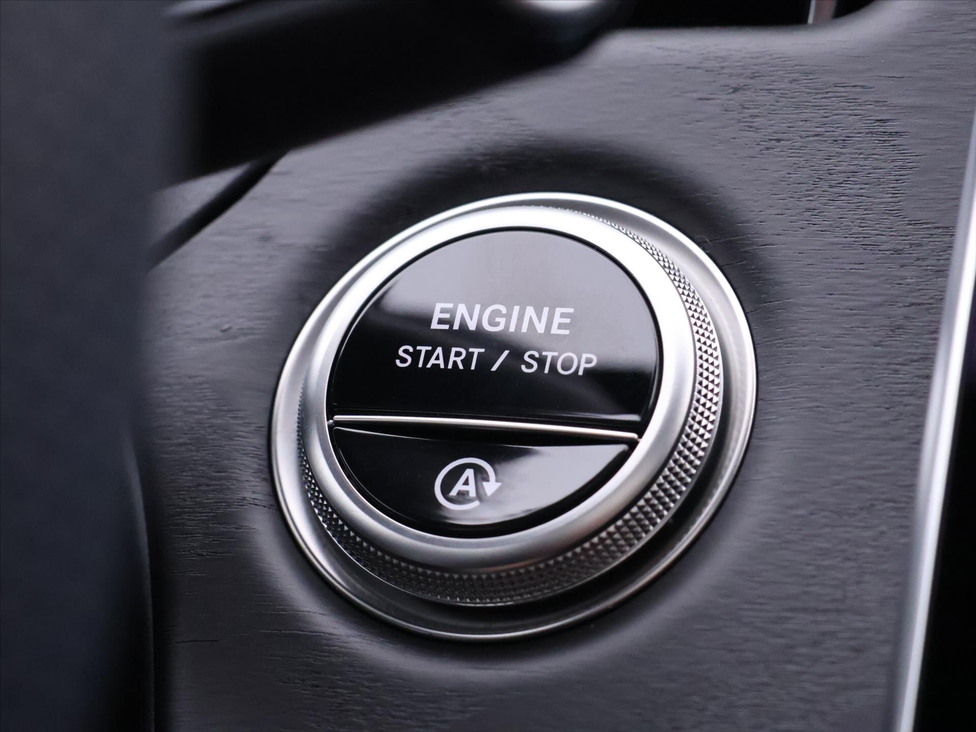 Mercedes-Benz Třídy E Kombi 2,0 l 145 kw