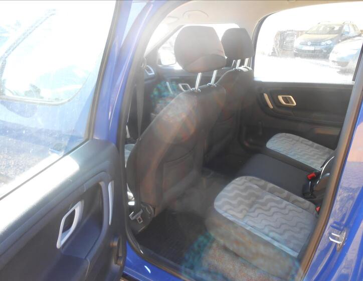 Škoda Roomster 15