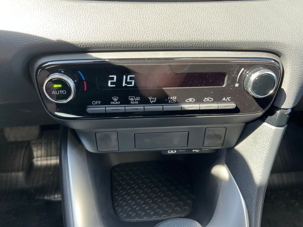 Toyota Yaris Hatchback 1,5 l 68 kw