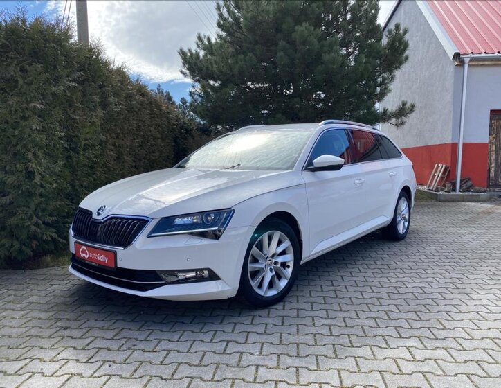 Škoda Superb Kombi 2,0 l 110 kw