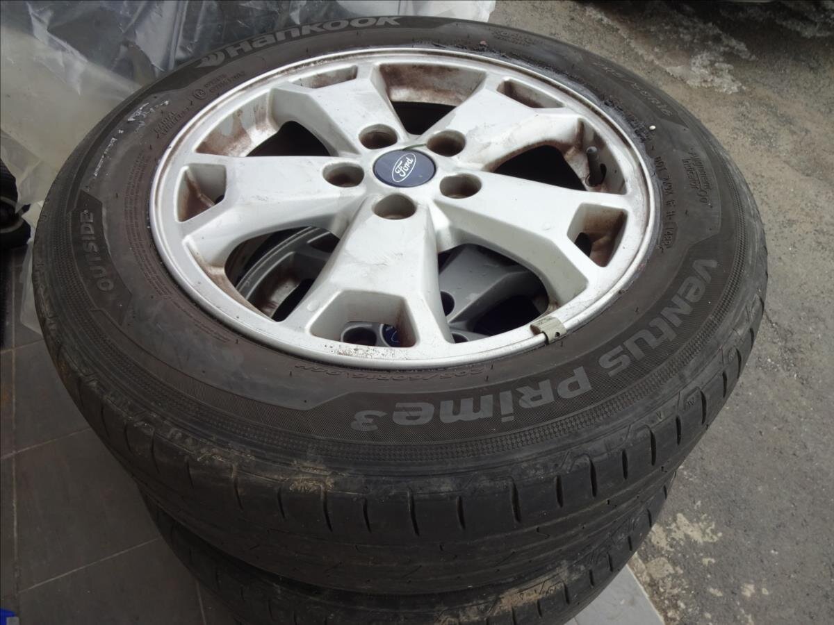 Ford Tourneo Connect MPV 998,0 74 kw