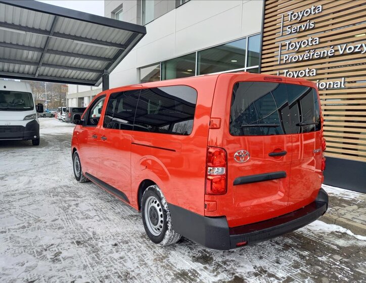 Toyota ProAce Verso MPV 2,0 l 103 kw