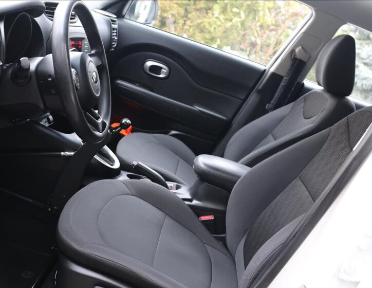 KIA Soul Hatchback 1,6 l 97 kw