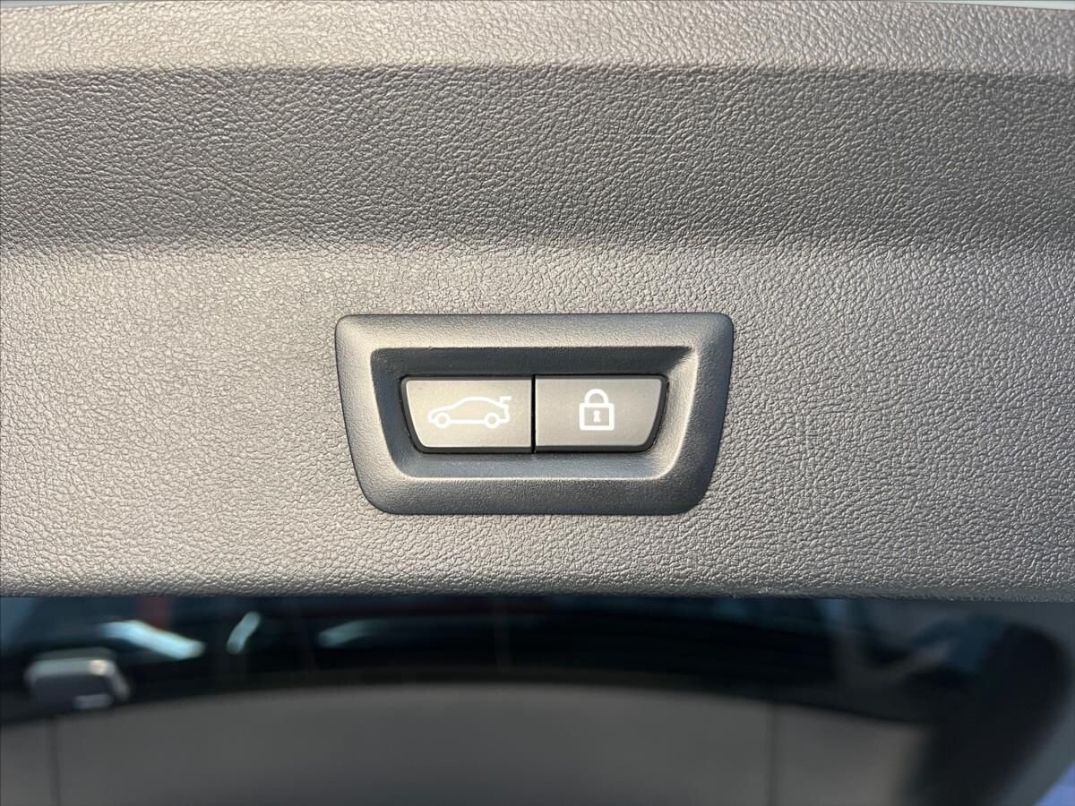 BMW X3 SUV / Terénní 2,0 l 135 kw