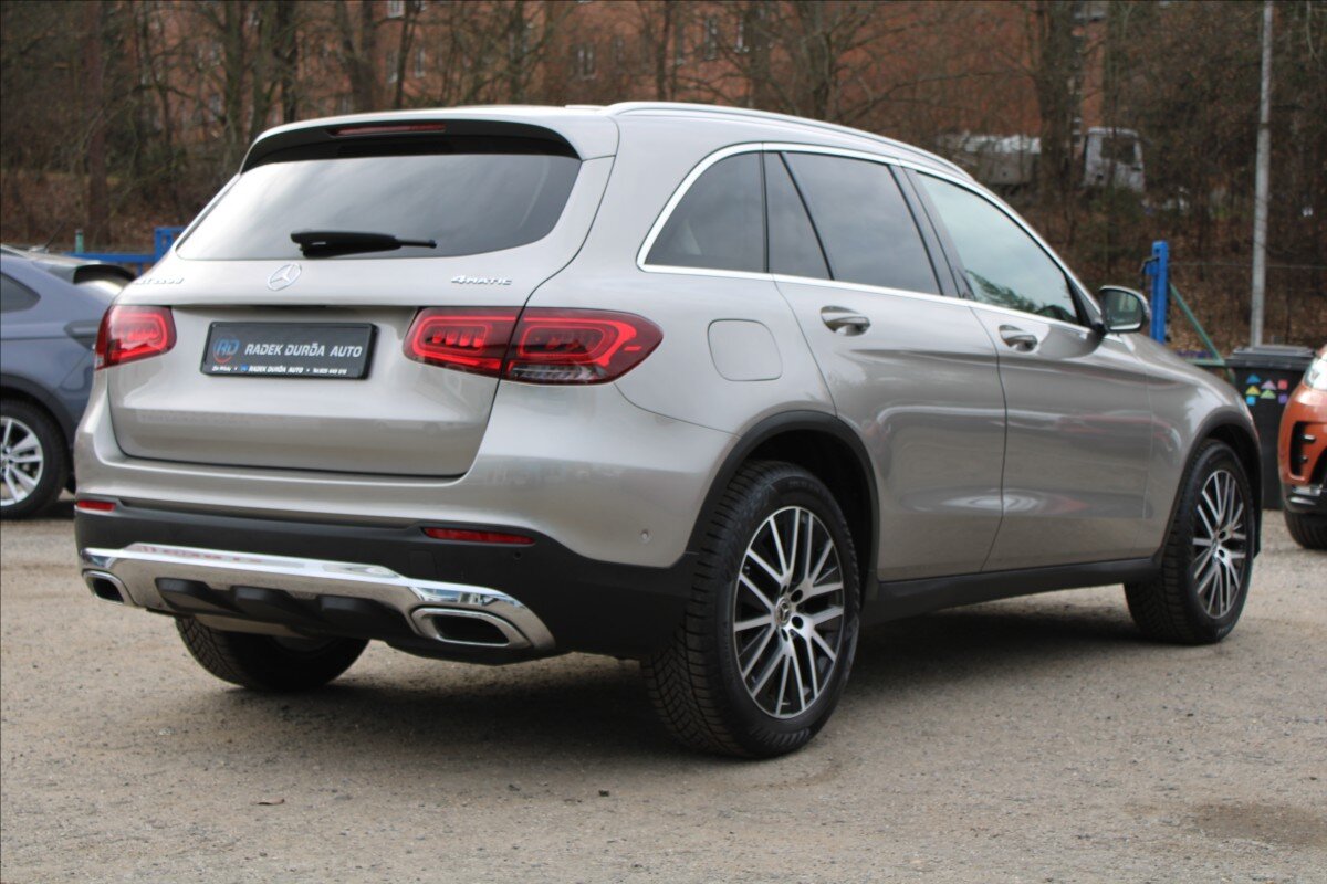 Mercedes-Benz GLC SUV 2,0 l 143 kw
