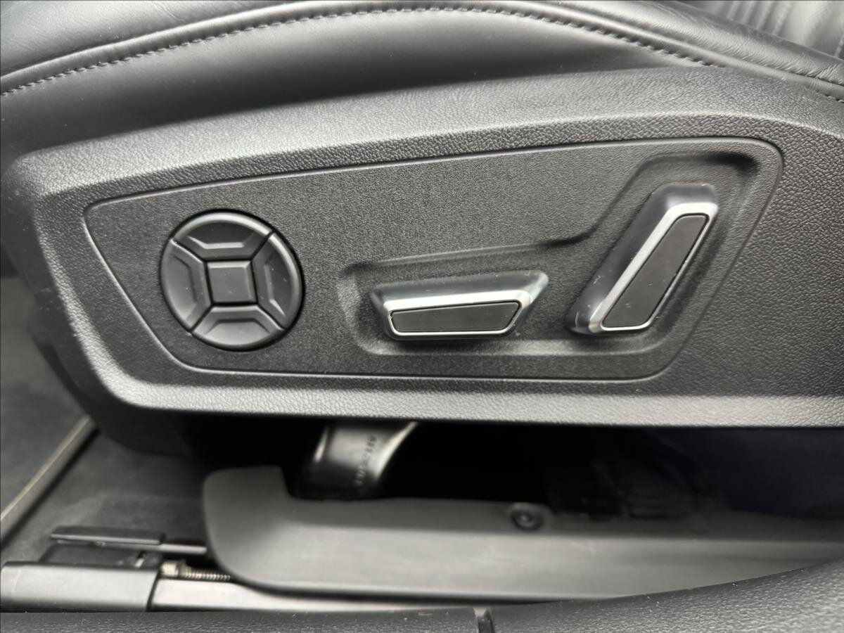 Audi S6 Sedan 3,0 l 257 kw