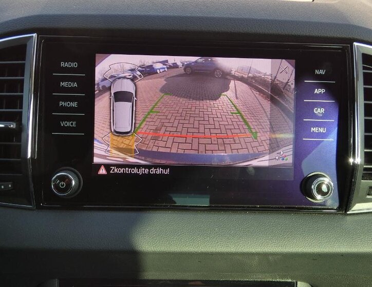 Škoda Karoq SUV / Terénní 1,5 l 110 kw