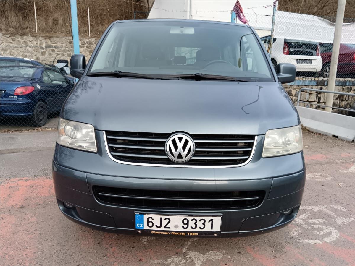 Volkswagen Multivan MPV 2,5 l 128 kw