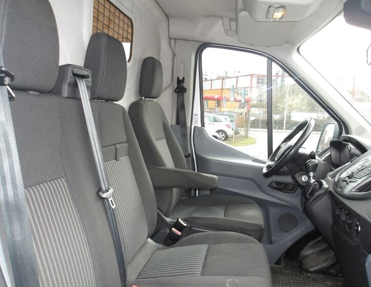 Ford Transit Skříň 2,2 l 114 kw