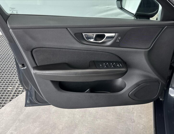 Volvo V60 Kombi 2,0 l 110 kw