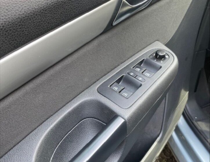 Volkswagen Sharan VAN-Minibus 0,0 103 kw