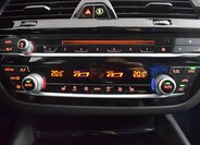 BMW Řada 5 Sedan / Limuzína 3,0 l 195 kw