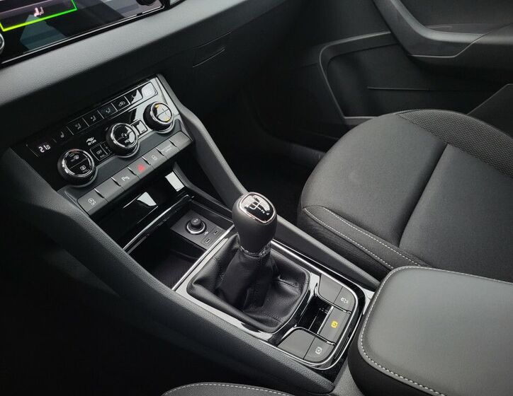 Škoda Karoq 23