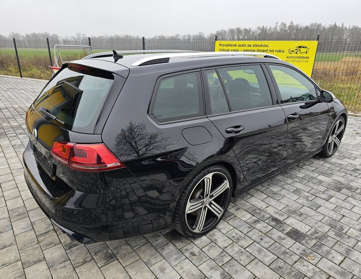 Volkswagen Golf Sportsvan Kombi 2,0 l 221 kw