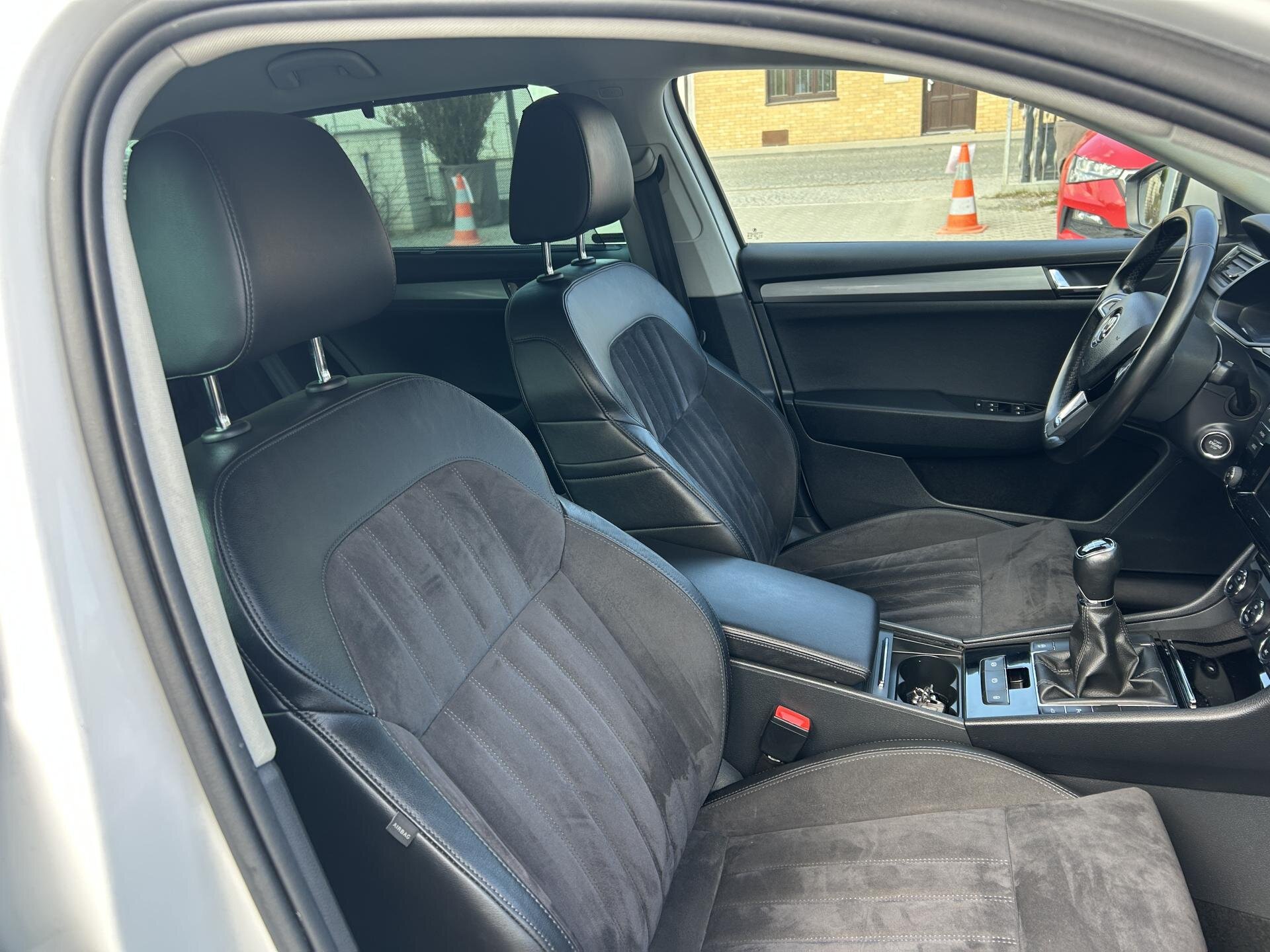 Škoda Superb Kombi 2,0 l 110 kw