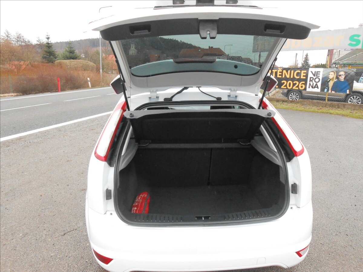 Ford Focus Hatchback 1,6 l 74 kw