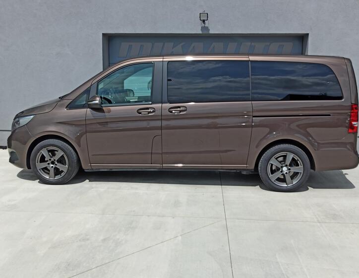 Mercedes-Benz Třídy V 7