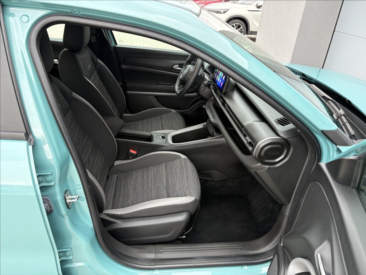 Jeep Avenger Sedan / Limuzína 1,2 l 74 kw