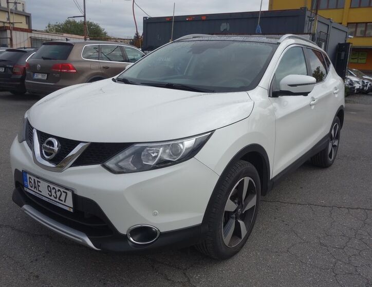 Nissan Qashqai 1