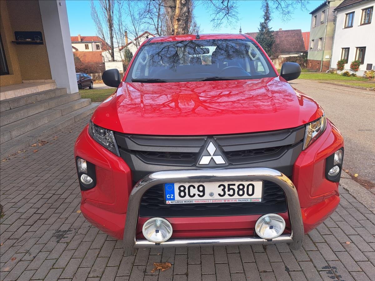 Mitsubishi L200