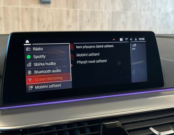 BMW Řada 5 Kombi 3,0 l 195 kw