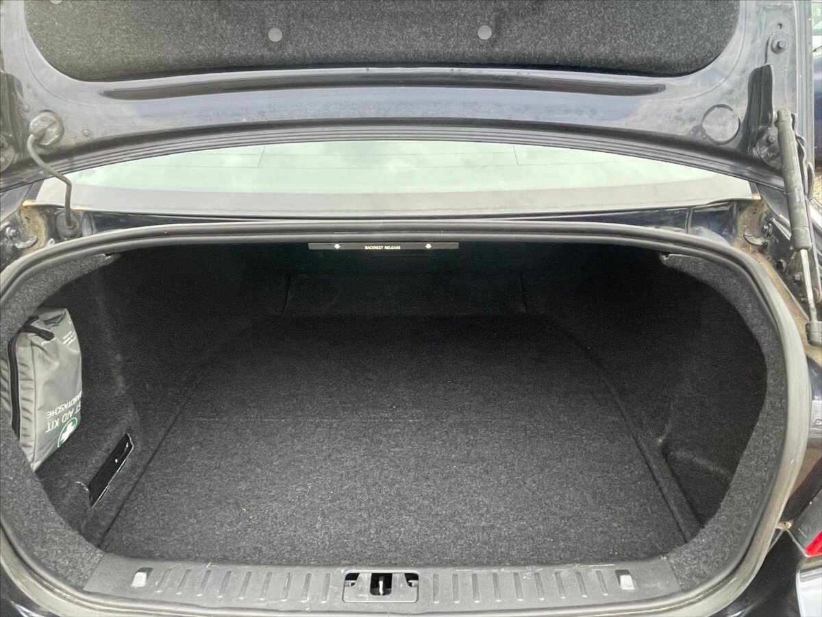 Volvo S80 Sedan / Limuzína 2,4 l 120 kw