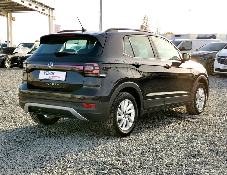 Volkswagen T-Cross Hatchback 999,0 81 kw