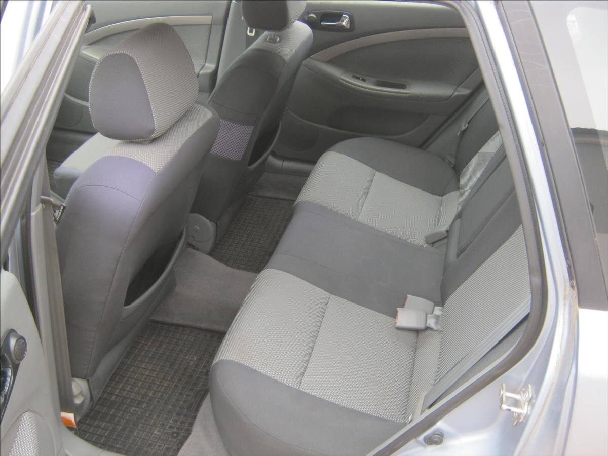 Chevrolet Lacetti Kombi 1,6 l 80 kw