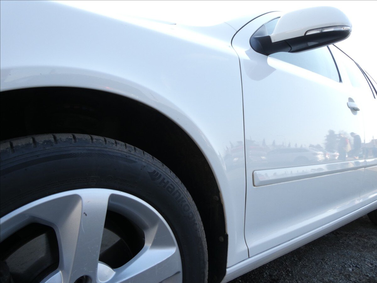 Škoda Octavia Kombi 2,0 l 103 kw