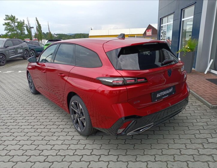 Peugeot 308 Kombi 1,5 l 96 kw