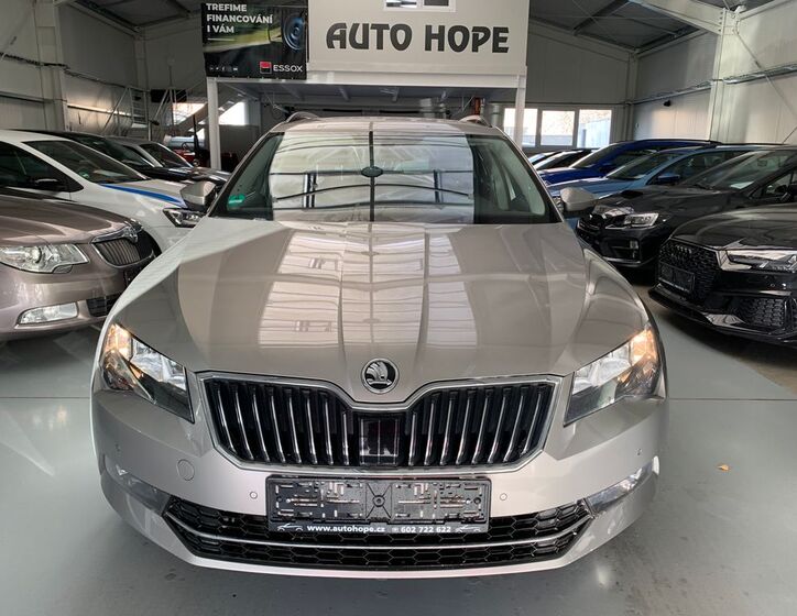 Škoda Superb 2