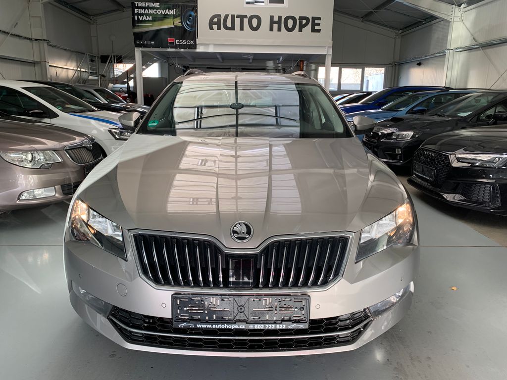 Škoda Superb