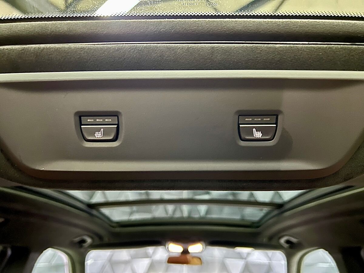 BMW X7 SUV / Terénní 3,0 l 250 kw